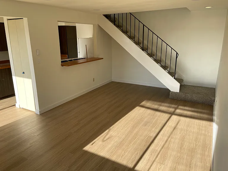 827 Water St #C — Photo 17