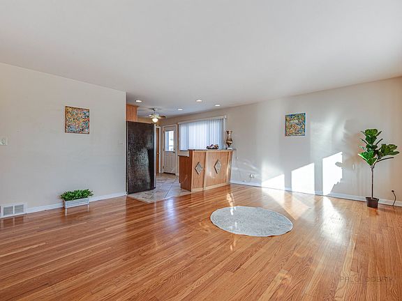 4th image of 8238 N Harlem Ave