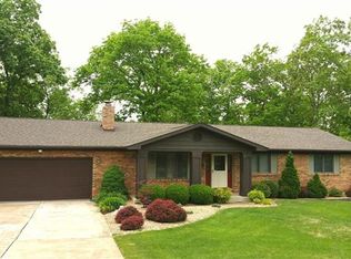 559 Parmentier Estates Dr, Washington, MO 63090