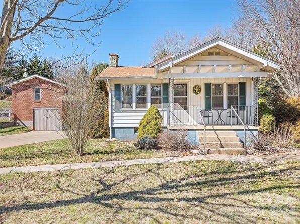 1671 Old Clyde Rd, Clyde, NC 28721