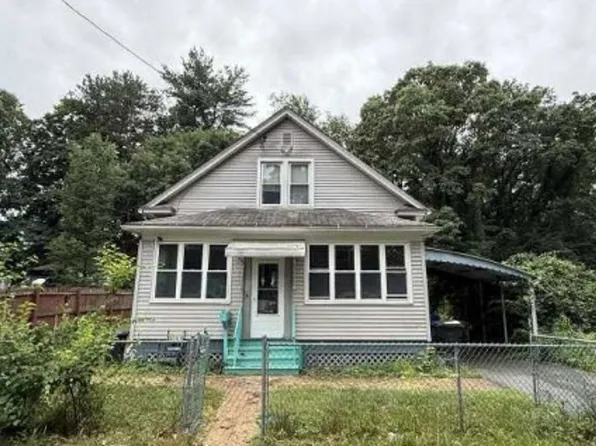 10 Saint Lawrence Ave, Springfield, MA 01104