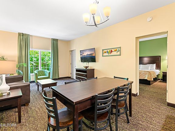 5th image of 225 Collier Dr #1215