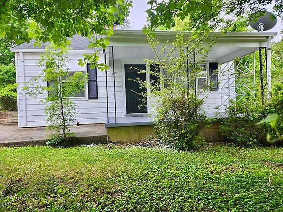 3rd image of 1215 Lawson St