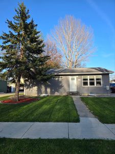 1438 19th St S, Fargo, ND, 58103