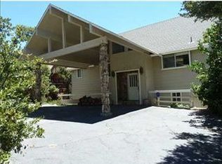 27407 Bison Dr, Lake Arrowhead, CA 92352