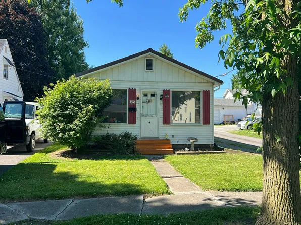365 W Johnson St, Upper Sandusky, OH 43351