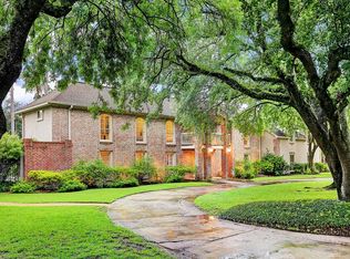 11727 Cobblestone Dr, Houston, TX 77024