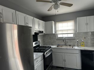 9622 Baron Pl, Rosedale, MD 21237