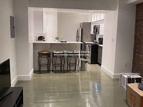 127 Saint Botolph St. #9 Boston - South End Unit Photo 1