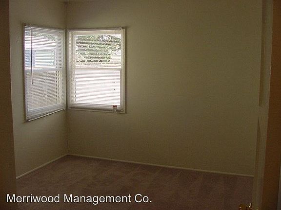 3rd image of 11632 Gem St