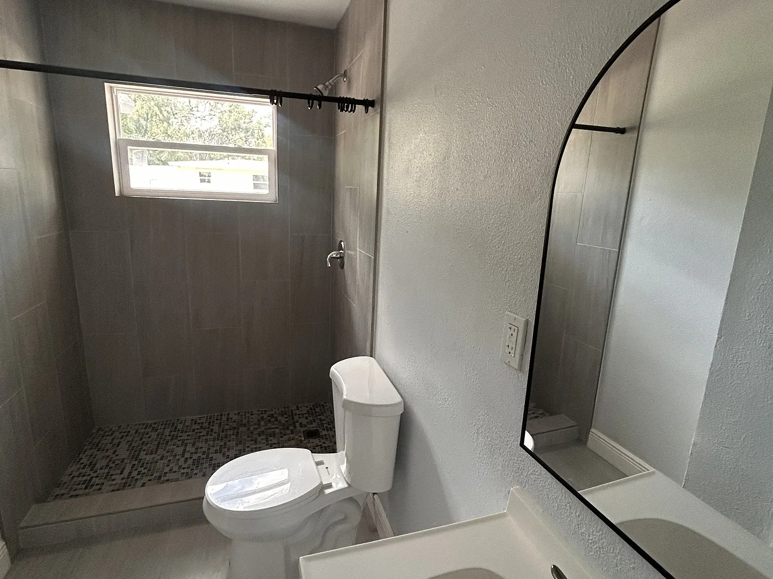 2 bed, $1,550 — Photo 3