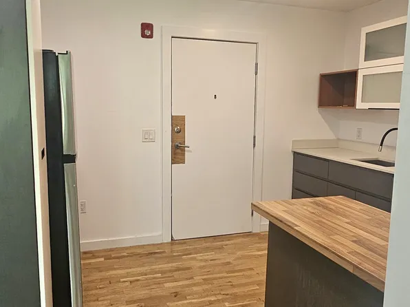 35 Springside Ave, New Haven, CT