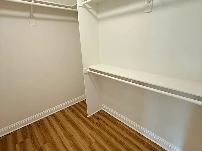 23130 Sherman Pl — Photo 8