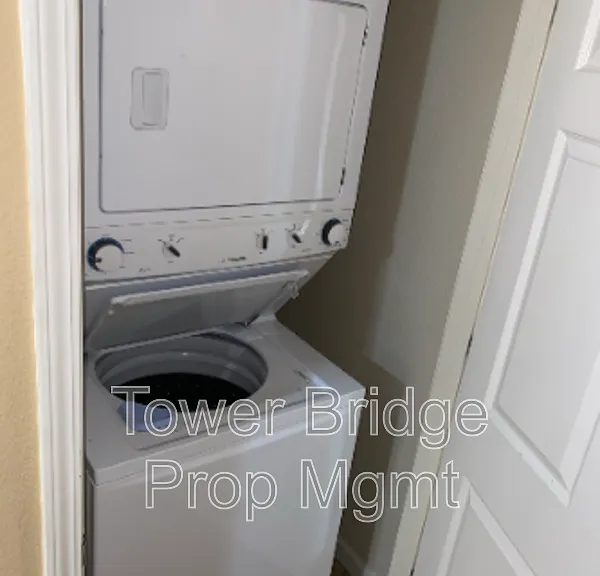 3301 N Park Dr #1411 — Photo 6