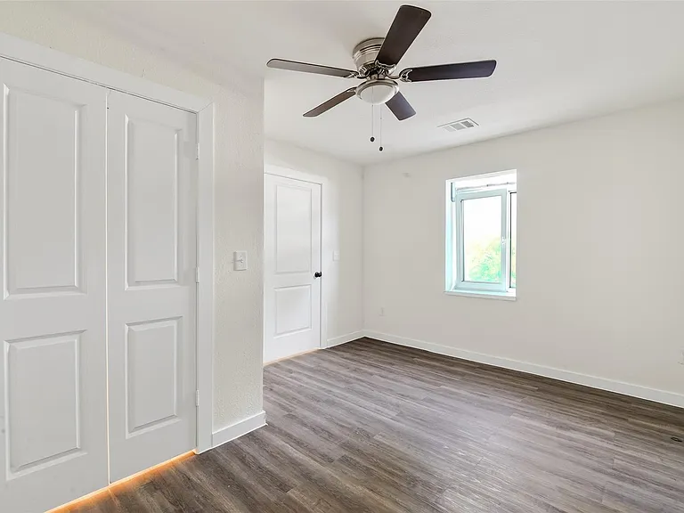 8221 Bigwood St — Photo 10