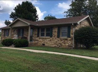 1628 Rock Bridge Rd, Bethpage, TN 37022