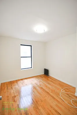 Rented by Bohemia Realty Group | media 12