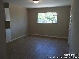 4th image of 1326 Kenrock St