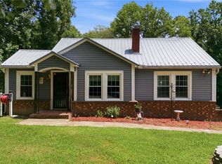 371 Conrad Dr, Thomasville, NC 27360