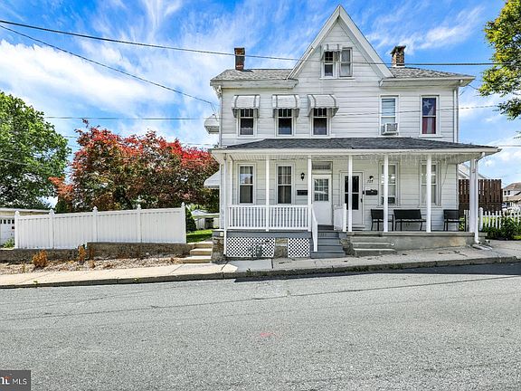 2nd image of 723 N 6th St