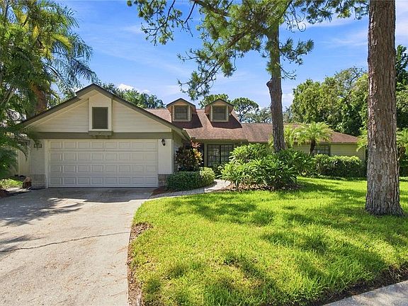 4th image of 2942 LONGBROOKE WAY