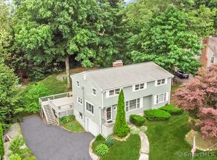 20 Norwood Ter, Trumbull, CT 06611