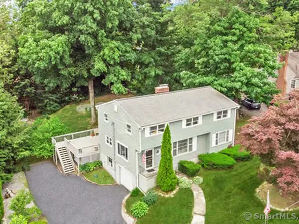 20 Norwood Terrace, Trumbull, CT 06611
