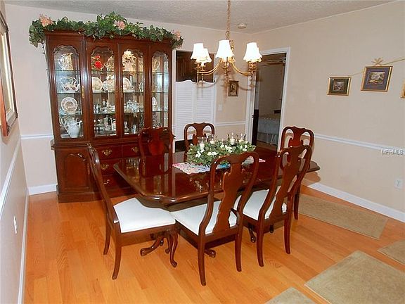 3rd image of 1429 Overcash Dr