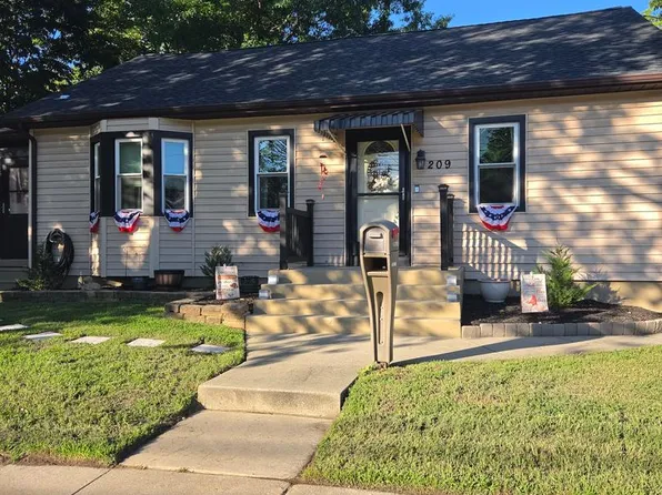 209 Main St, Mantua, NJ 08051