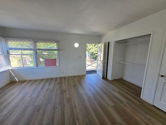 4th image of 120 S Craig Ave #6
