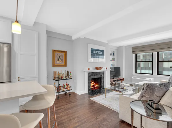 10 Mitchell Place image 1 of 15