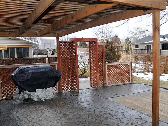 2nd image of 1497 W Elm Hill Cir
