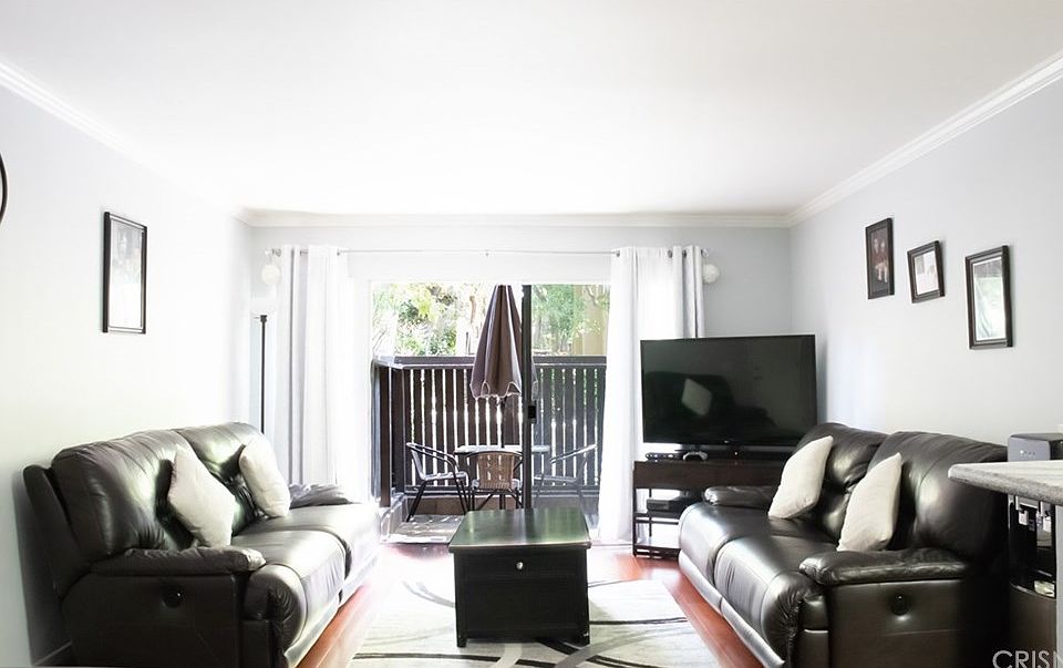 1st image of 18350 Hatteras St APT 117