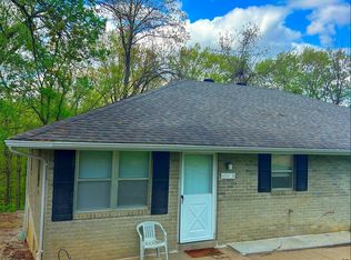 454 Hutton Ln APT B, Jefferson City, MO 65101