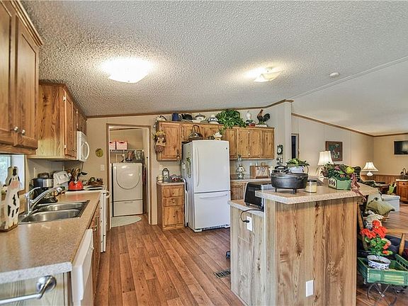 2nd image of 188 Brazos Valley Ln