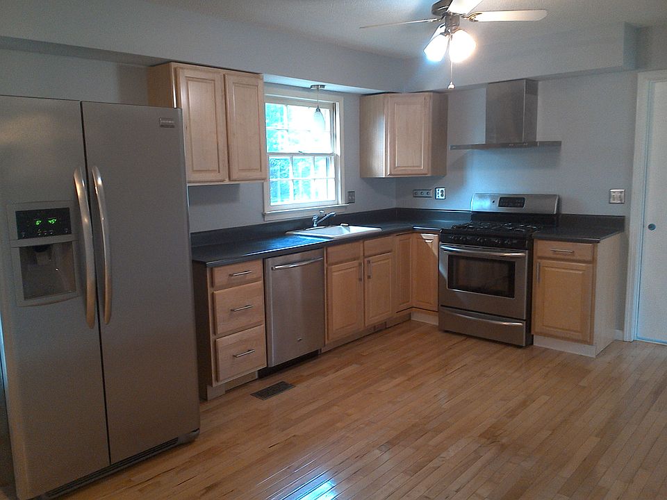 1st image of 4930 Candlewyck Ln