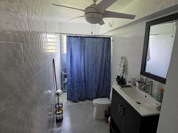 5th image of 258 Puerto Rico 725