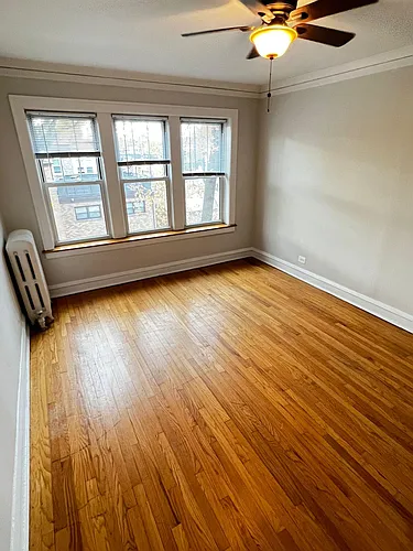 5021 N Rockwell St #2 Photo 1