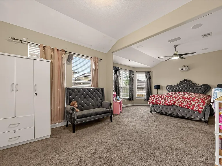 2209 Hidden Meadow Ln — Photo 28