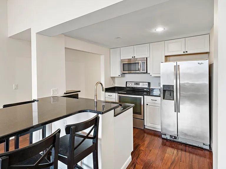 492 Beacon St #32 — Photo 7