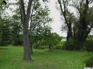 5711 Som Center Rd APT 35, Solon, OH 44139