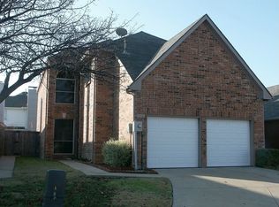 932 Highgate Dr, Lewisville, TX 75067