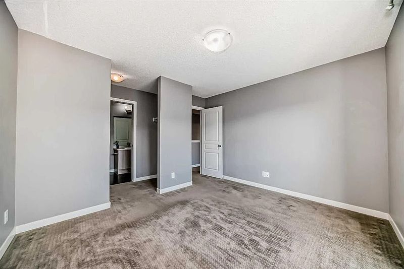 Calgary Townhouse for rent - 2 Bedrooms — photo 6