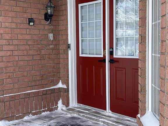 3rd image of 55 Secord Cres