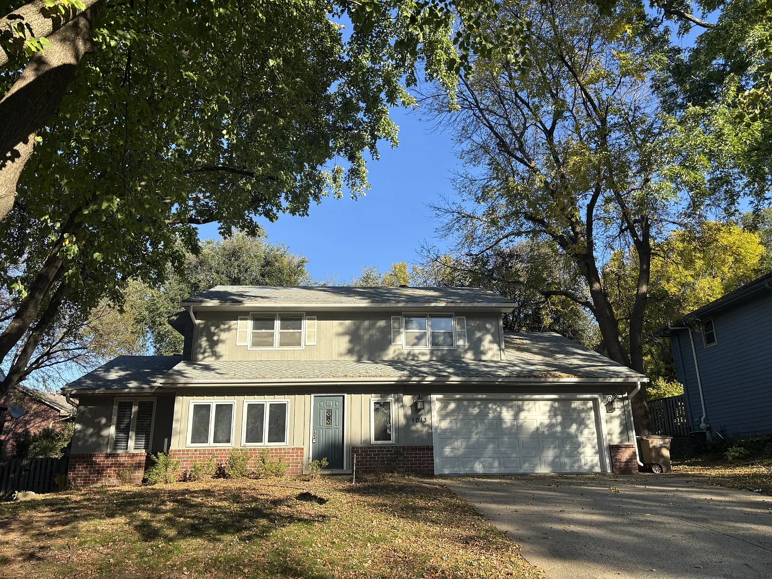 4 bed, 2029 sqft, $2,500 — Photo 1
