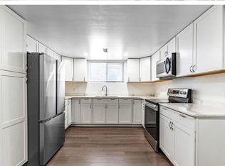 417 Quigley Rd #BASEMENT, Hamilton, ON L8K 5N4