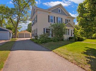 1917 Strongs Ave, Stevens Point, WI 54481