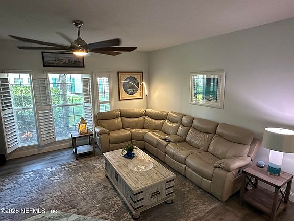 3rd image of 104 JARDIN DE MER Place #104