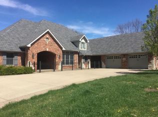 4420 Glen Eagle Dr, Columbia, MO 65203