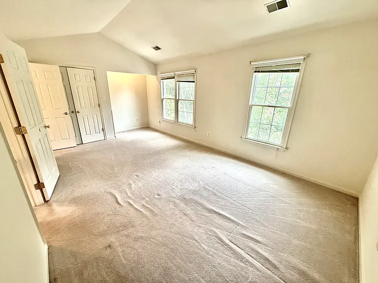 4028 Heatherstone Ct — Photo 28